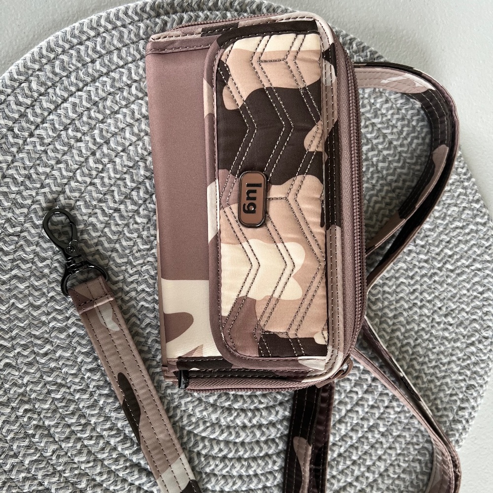 Lug Camo Sand KickFlip Convertible Wallet